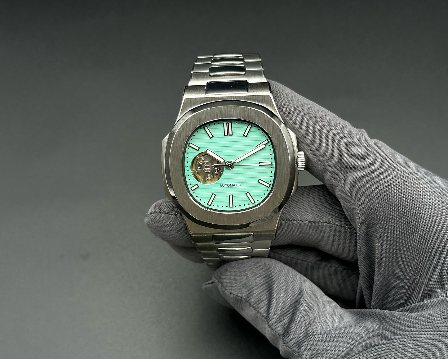 MOD NAUTILUS TURQUOISE OPEN HEART