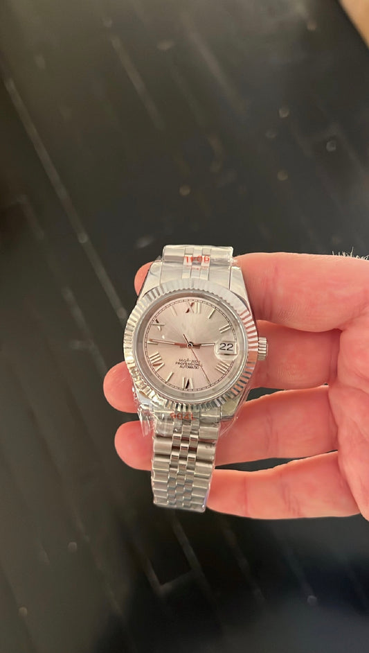 MOD DATE JUST ARGENT CHIFFRES ROMAINS