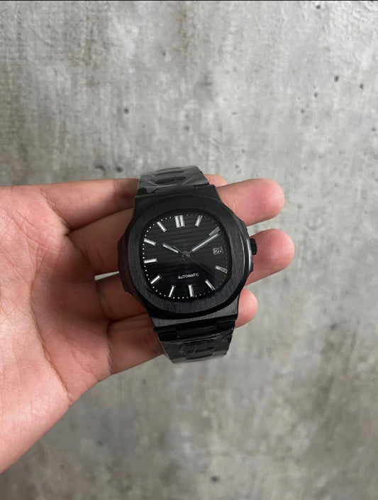 MOD NAUTILUS FULL BLACK